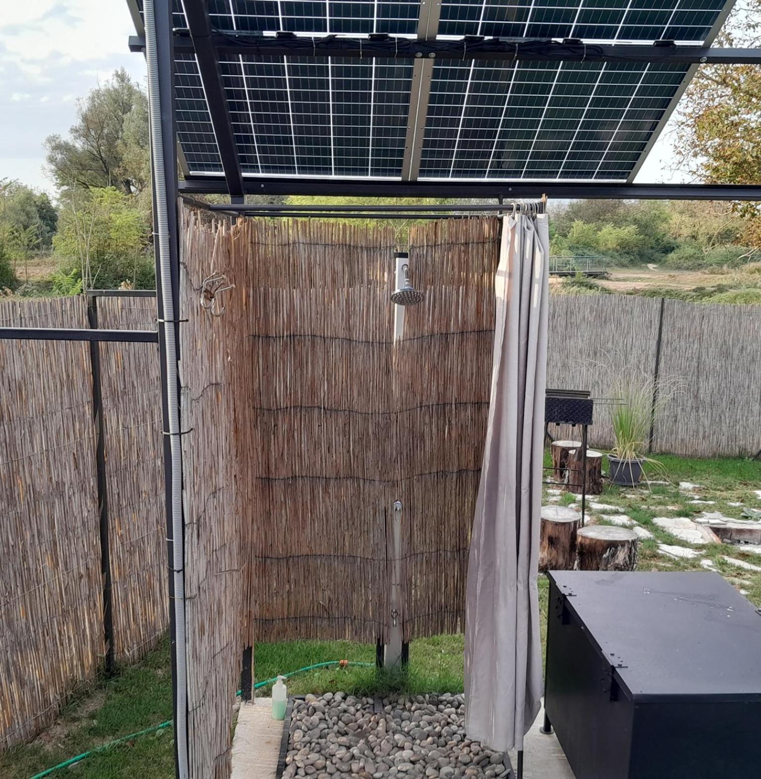 Glamping House Two Rivers Ljubuški Buitenkant foto