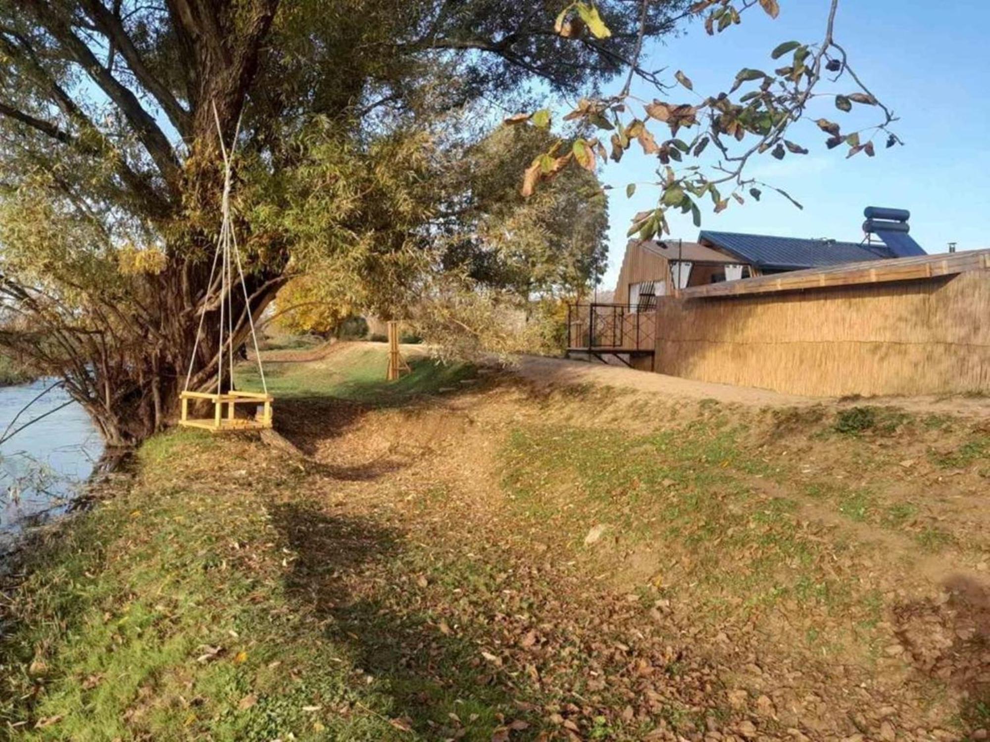 Glamping House Two Rivers Ljubuški Buitenkant foto