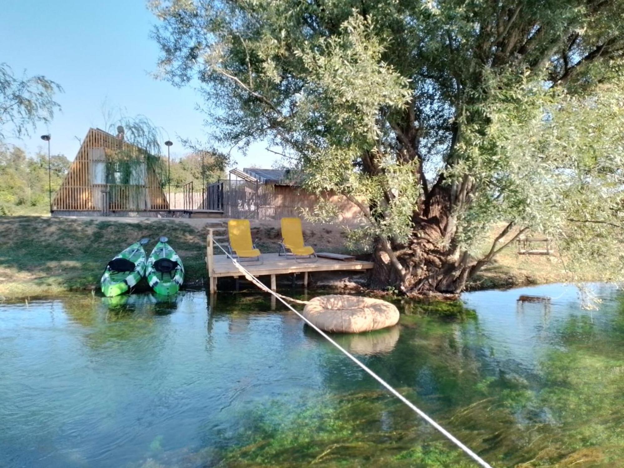 Glamping House Two Rivers Ljubuški Buitenkant foto