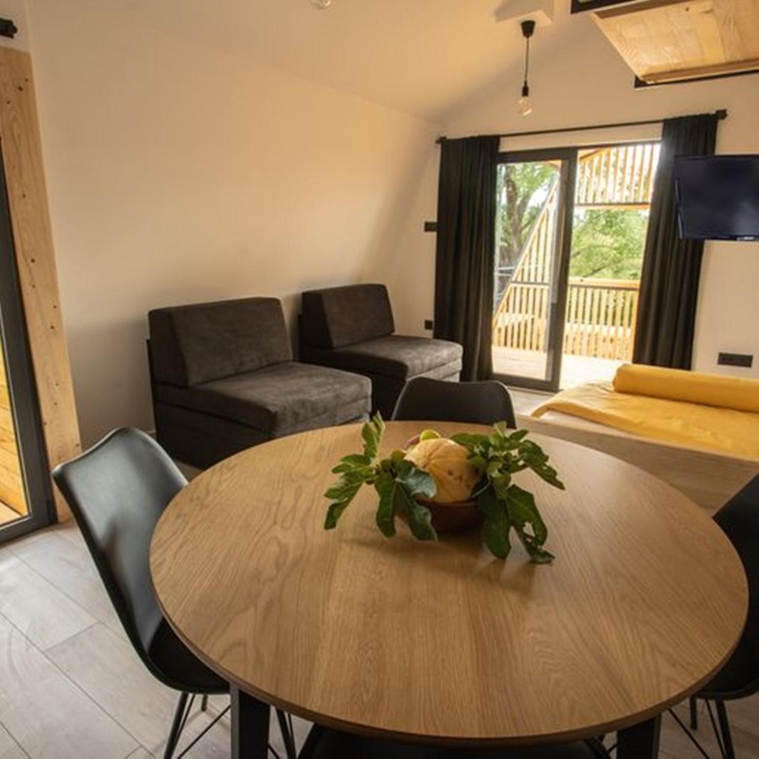 Glamping House Two Rivers Ljubuški Buitenkant foto